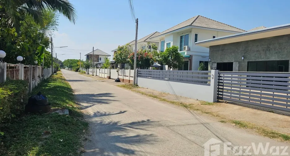 For sale 3 bedrooms house in Mueang Lamphun, Lamphun