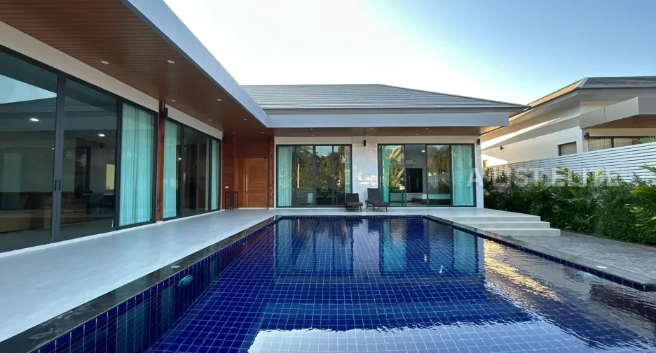 For rent 5 bedrooms house in Bang Lamung, Chonburi