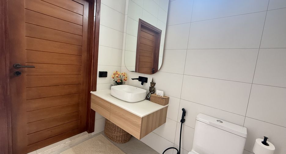 For sale 3 bedrooms villa in Thalang, Phuket