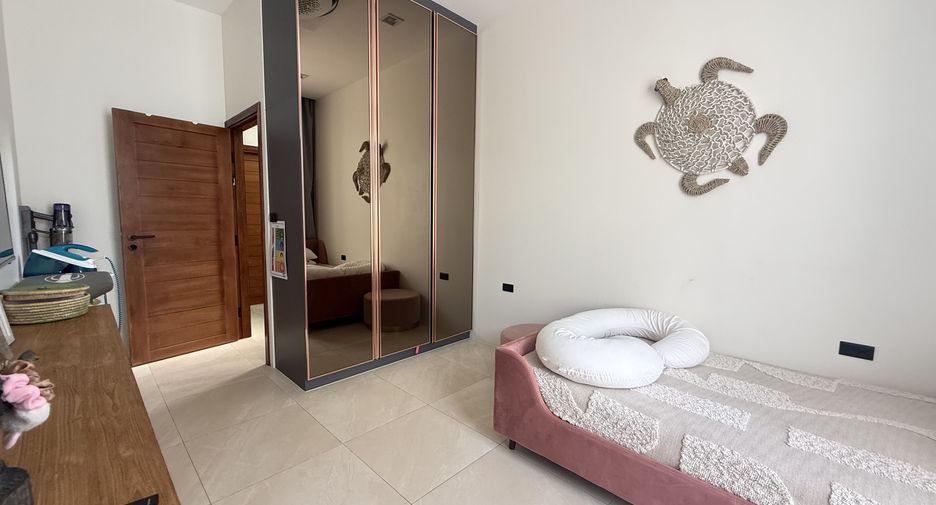 For sale 3 bedrooms villa in Thalang, Phuket