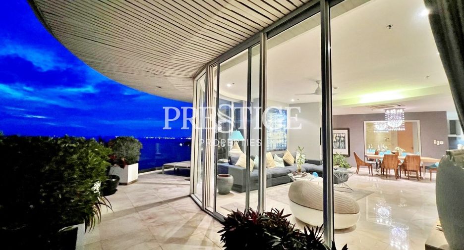 Condo en venta de 3 habitaciones en Bang Lamung, Chonburi