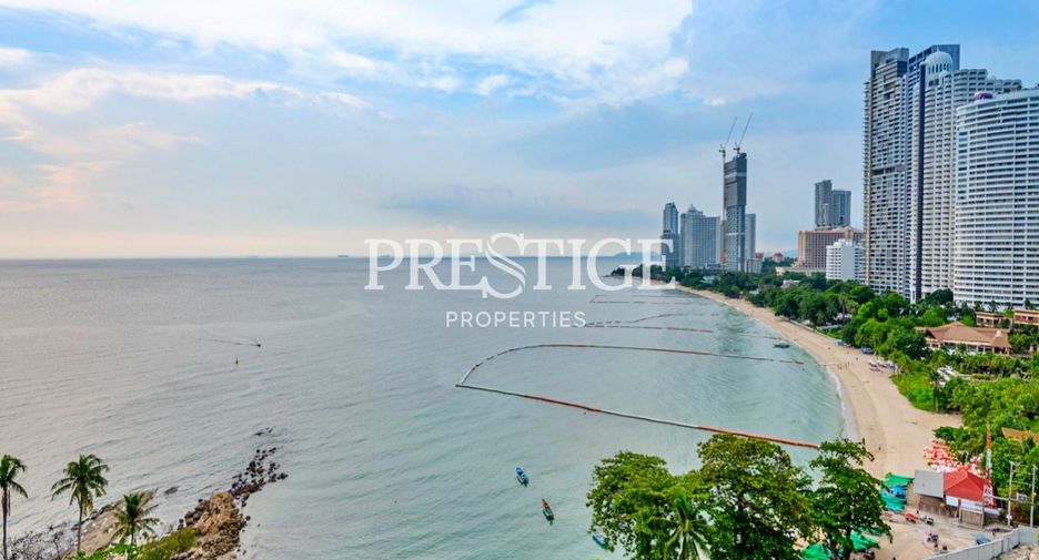 Condo en venta de 3 habitaciones en Bang Lamung, Chonburi
