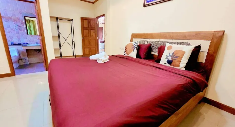 For sale and for rent 4 bedrooms villa in Bang Lamung, Chonburi