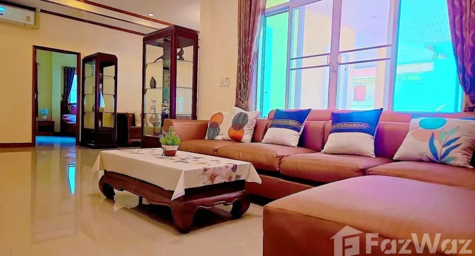 For sale and for rent 4 bedrooms villa in Bang Lamung, Chonburi