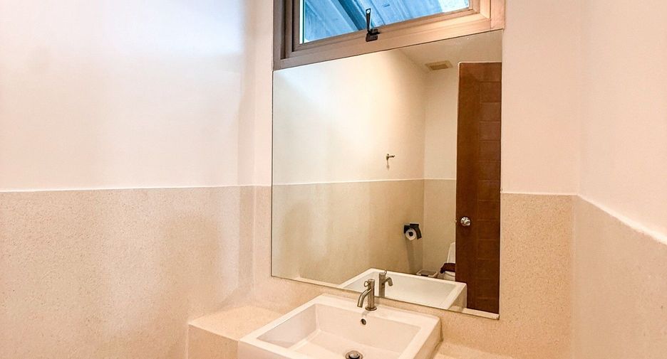 For rent 2 ベッドルーム house in Mueang Phuket, Phuket
