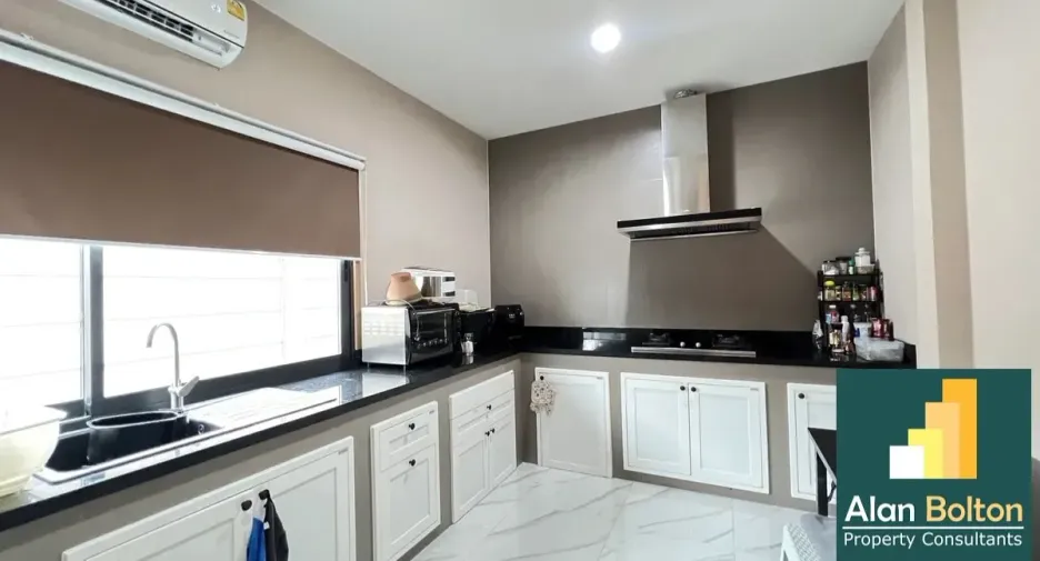 For rent 3 bedrooms house in Bang Lamung, Chonburi