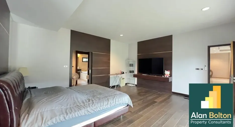 For rent 3 bedrooms house in Bang Lamung, Chonburi