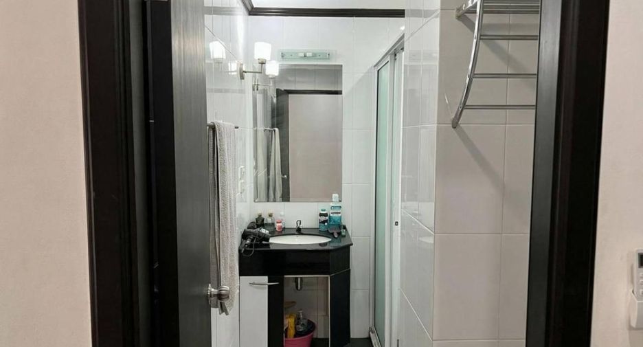 For sale 20 bedrooms condo in Bang Lamung, Chonburi