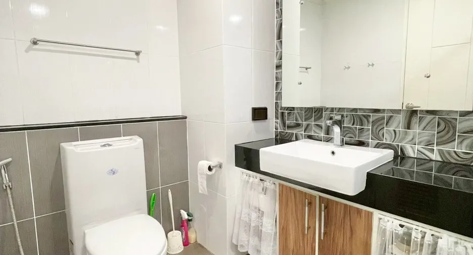 For sale and for rent 2 bedrooms condo in Jomtien, Pattaya