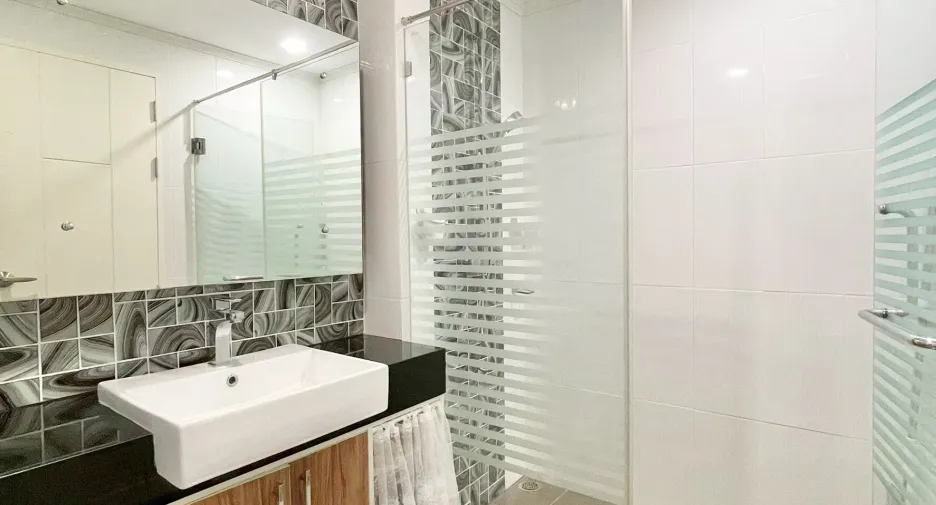 For sale and for rent 2 bedrooms condo in Jomtien, Pattaya