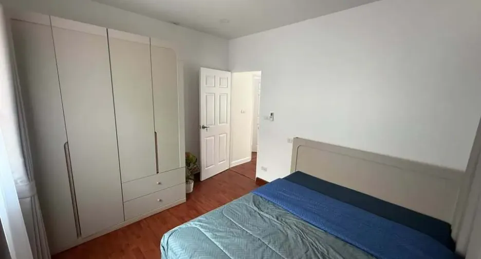 For rent 4 bedrooms house in Mueang Chiang Mai, Chiang Mai
