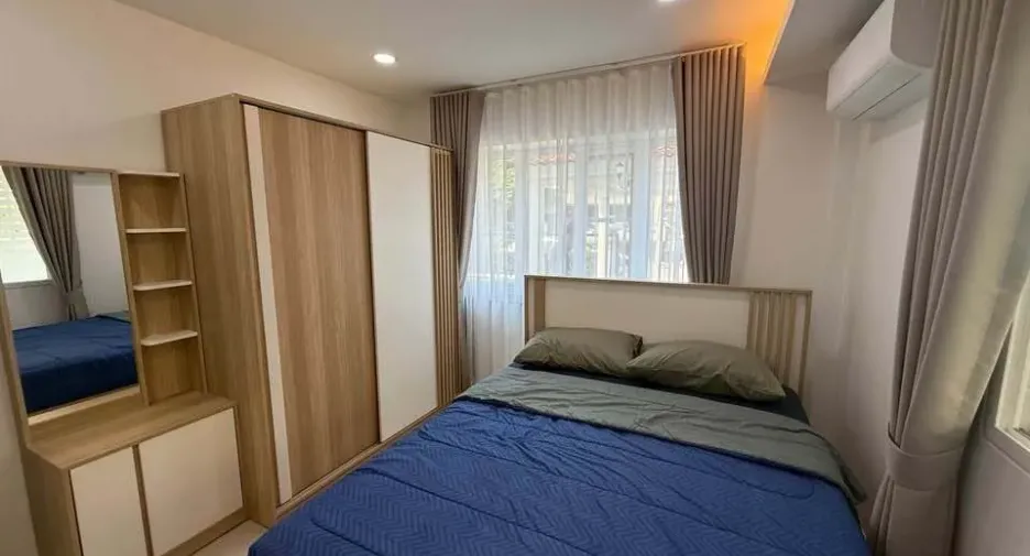 For rent 4 bedrooms house in Mueang Chiang Mai, Chiang Mai