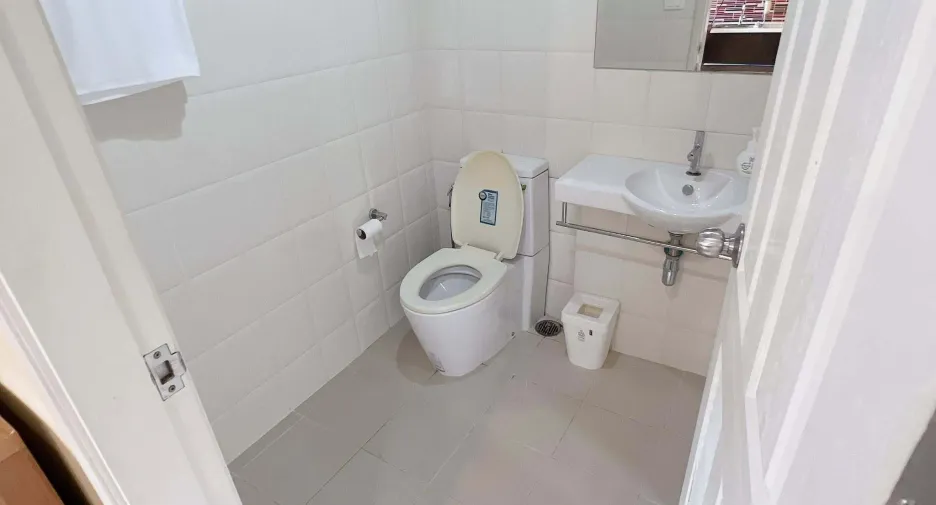 For rent 1 bed condo in Bueng Kum, Bangkok