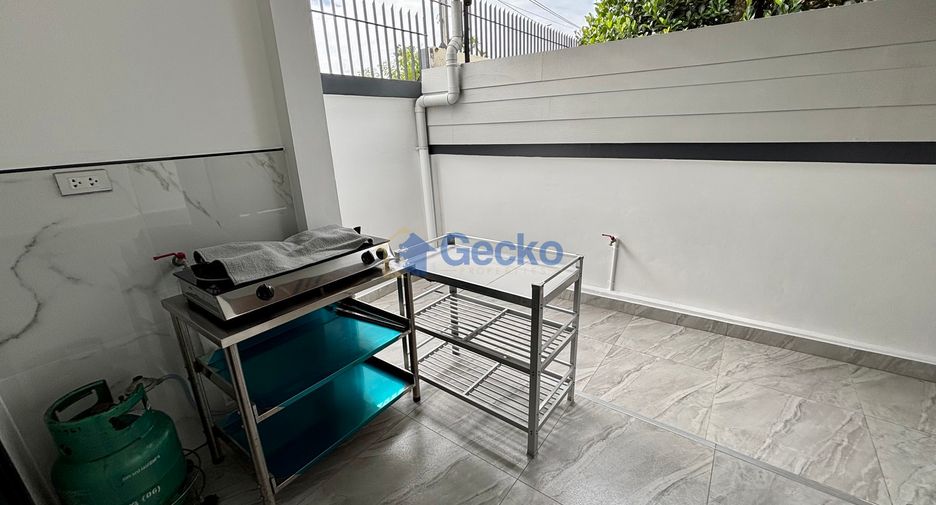Haus zur Miete und zum Kauf mit 3 Zimmer in Bang Lamung, Chonburi
