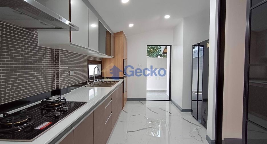 À vendre 3 chambres maison à Bang Lamung, Chonburi
