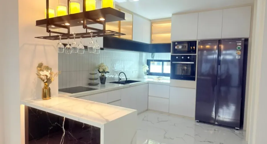 Casa en venta de 5 habitaciones en Jomtien, Pattaya