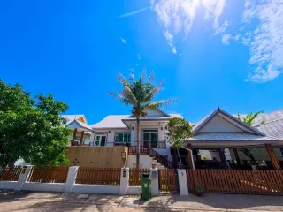For Rent 6 Bedroom House In Bang Lamung, Chonburi