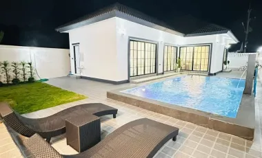 For sale 4 bedrooms house in Bang Lamung, Chonburi