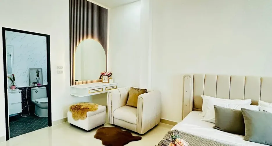 For sale 4 bedrooms house in Bang Lamung, Chonburi