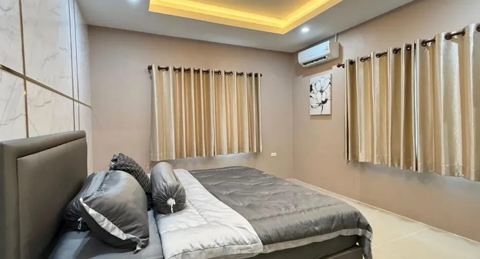 For sale 3 bedrooms house in Bang Lamung, Chonburi