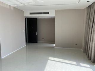Продажа 2 спальни кондо в Сатхон, Бангкок