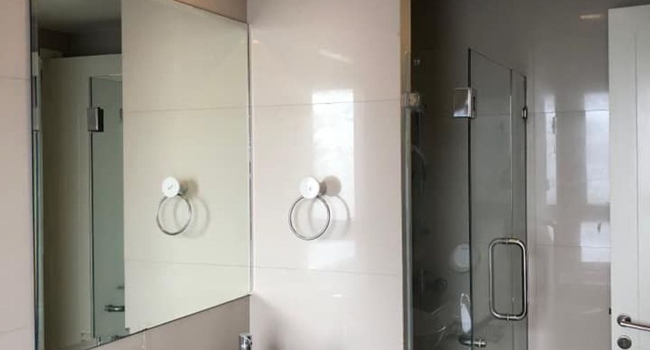 For sale and for rent 3 bedrooms condo in Khlong Toei, Bangkok
