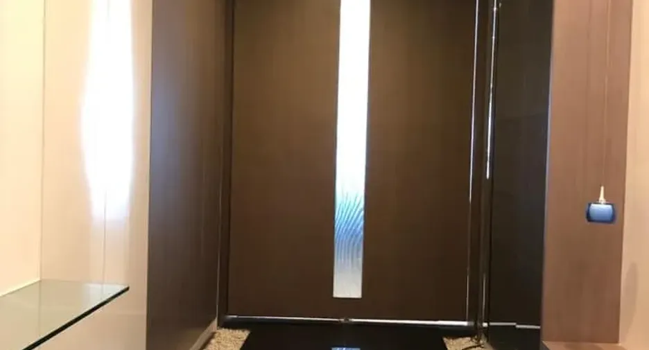 ขาย และ ให้เช่า 3 ห้องนอน คอนโด ใน คลองเตย, กรุงเทพฯ