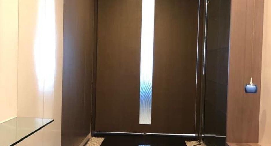 For sale and for rent 3 bedrooms condo in Khlong Toei, Bangkok