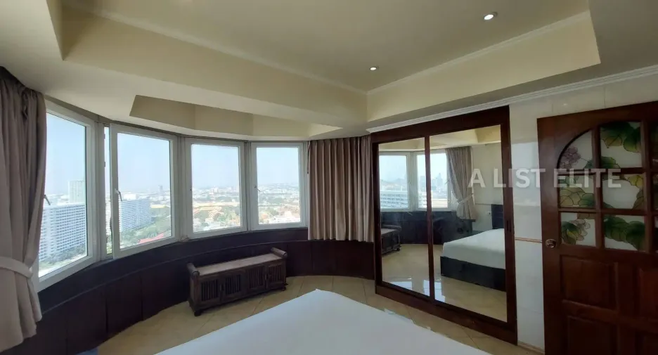 For sale 2 bedrooms condo in Bang Lamung, Chonburi