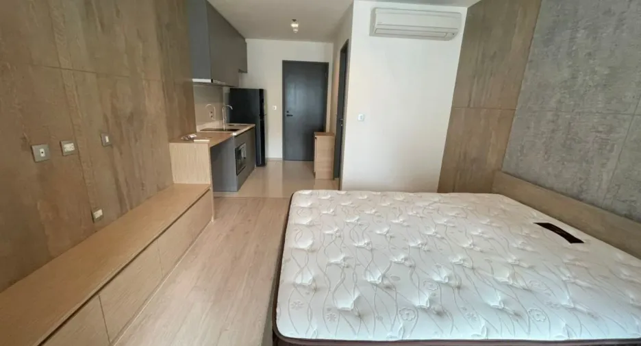 For sale and for rent studio condo in Ratchathewi, Bangkok