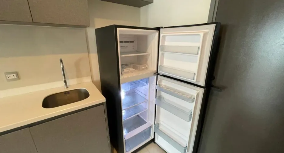 For sale and for rent studio condo in Ratchathewi, Bangkok
