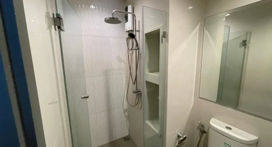 For sale and for rent studio condo in Ratchathewi, Bangkok