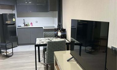 Wohnung zur Miete mit 2 Zimmer in Ratchathewi, Bangkok