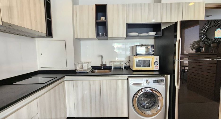 For rent 1 bed condo in Watthana, Bangkok