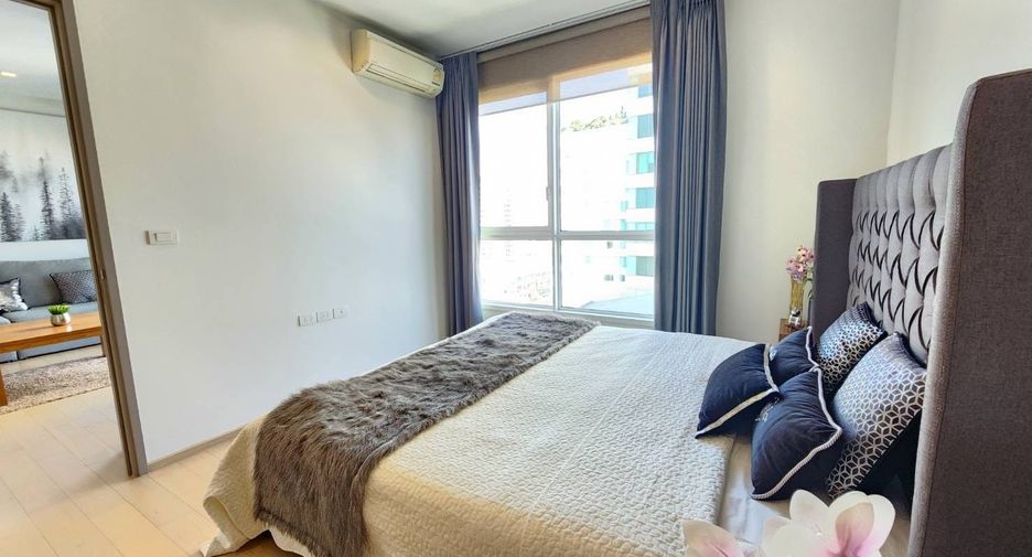 For rent 1 bed condo in Watthana, Bangkok
