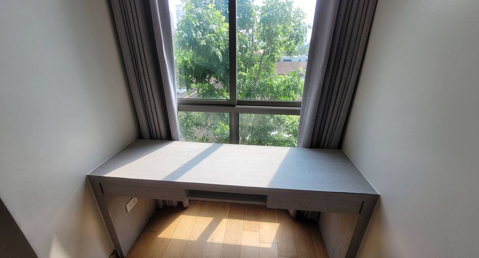 For rent and for sale 2 bedrooms condo in Watthana, Bangkok