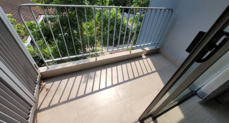 For rent and for sale 2 bedrooms condo in Watthana, Bangkok