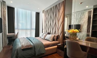 For rent 3 bedrooms condo in Sathon, Bangkok