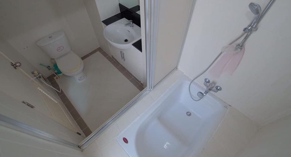 For rent and for sale 2 bedrooms condo in Watthana, Bangkok