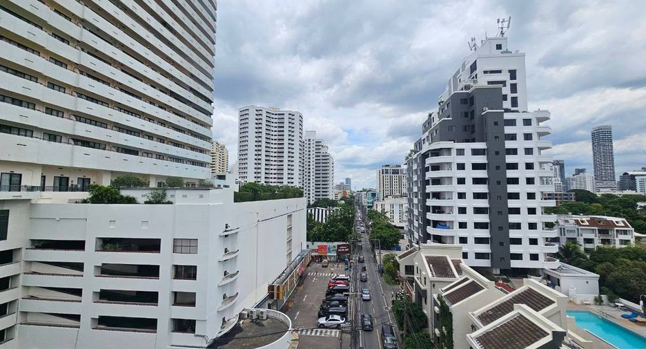 À louer et à vendre 2 chambres condo à Watthana, Bangkok