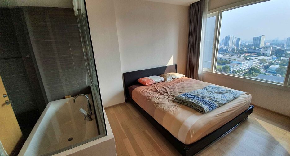 For rent 2 bedrooms condo in Khlong Toei, Bangkok