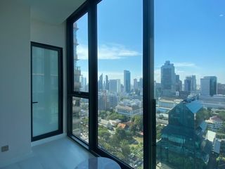 For rent 3 bedrooms condo in Sathon, Bangkok