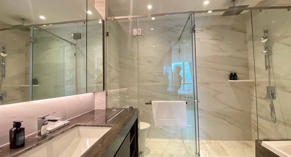 For rent 3 bedrooms condo in Sathon, Bangkok