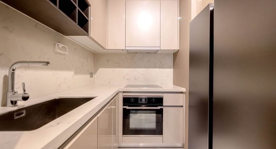 For rent and for sale 2 bedrooms condo in Khlong Toei, Bangkok