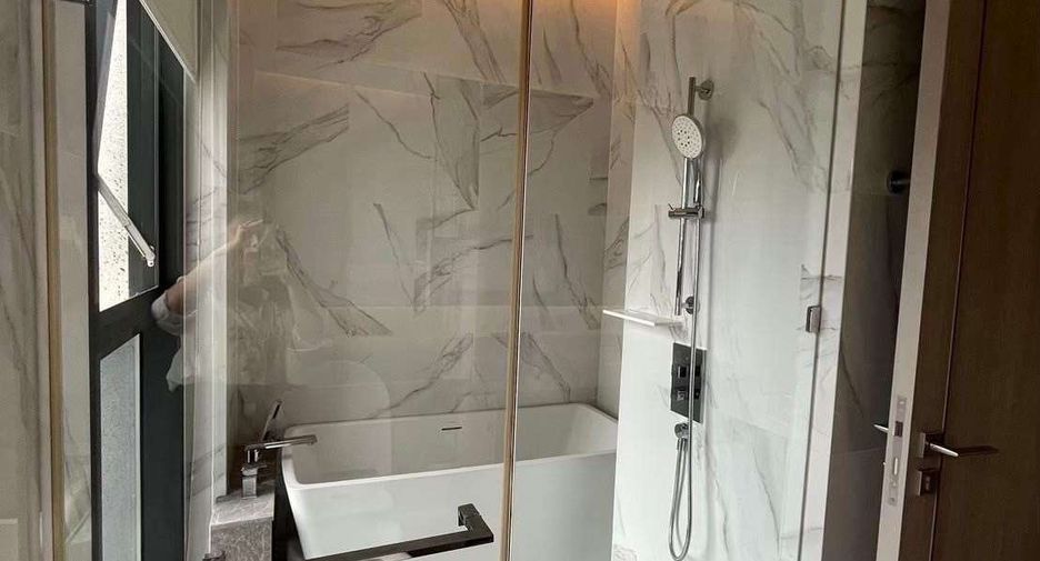 For rent 1 bed condo in Sathon, Bangkok