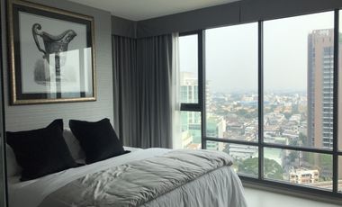 For rent 2 bedrooms condo in Khlong Toei, Bangkok