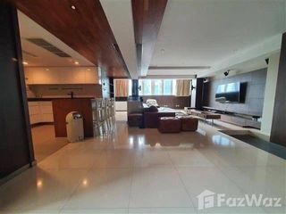 For sale 2 bedrooms condo in Khlong Toei, Bangkok