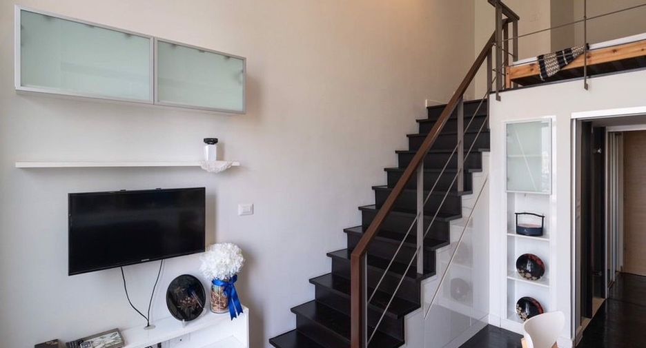 Condo en alquiler de 1 habitaciones en Khlong Toei, Bangkok