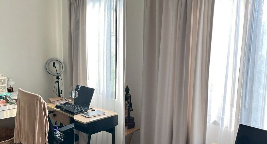 For sale 3 bedrooms house in Chom Thong, Bangkok