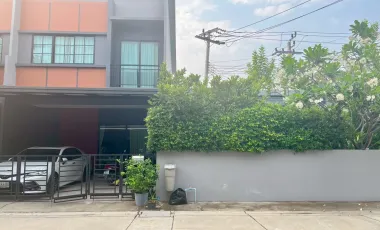 À vendre 3 chambres maison à Chom Thong, Bangkok